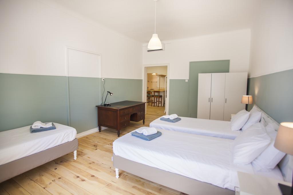 Spacious Santos Ap W/ View * Lisboa